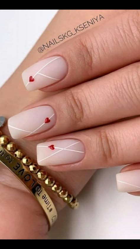 Nails With Hearts, Nagellack Trends, Valentine Nail Art, Sassy Nails, Valentine Nails, Glitter Gel Nails, Work Nails, Cute Gel Nails, Nails Polish