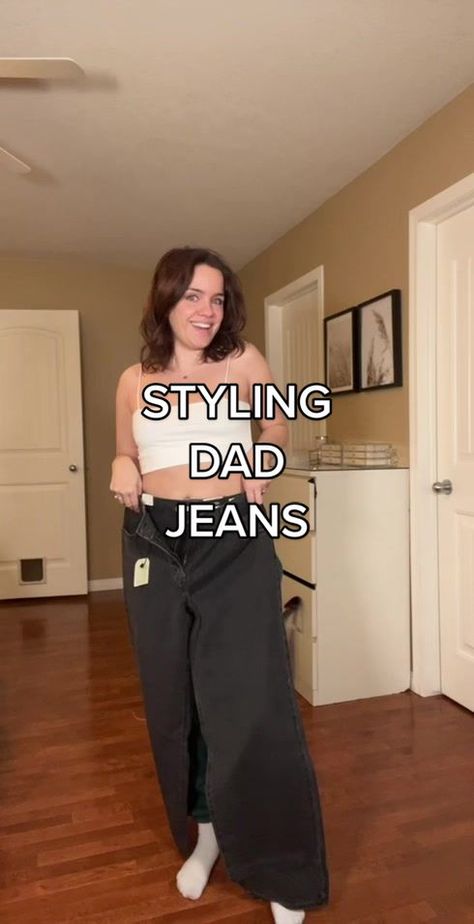 TikTok · Becks Dad Jeans Outfit Women Winter, Black Dad Jeans Outfit, Levi’s Baggy Dad Jeans Outfit, Baggy Black Jeans Outfit Winter, Winter Baggy Jeans Outfit, How To Style Black Baggy Jeans, Baggy Dad Jeans Outfit, Black Levi Jeans Outfits, Baggy Jeans Winter Outfit