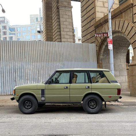 Range Rover Classic, Car Goals, Classy Cars, Pretty Cars, Dream Garage, My Dream Car, Cute Cars, Retro Cars, Car Car