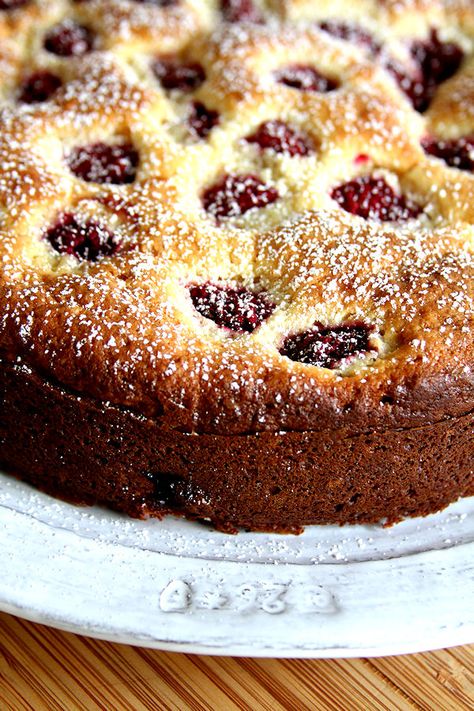 Cake Recipes Using Ricotta Cheese, Ricotta Cheese Recipes Dessert, Ricotta Cheese Desserts, 9 Inch Round Cake, Raspberry Ricotta Cake, Raspberry Ricotta, Low Fat Cake, Spring Form Pan, Ricotta Cake Recipes