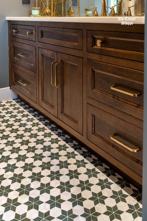 Green Tile Floor Bathroom, Star Tile Floor, Star Tiles Bathroom, Black Star Tile, Green Pattern Tile, Green Tile Floor, Bathroom Planning, Dark Green Tile, White Tile Kitchen Floor