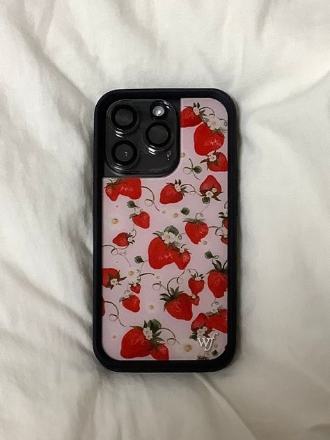 🍓The CUTEST vintage strawberry case🍓 Pink Wildflower Case, Strawberry Wildflower Case, Wildflower Cases Black Phone, Wallflower Phone Cases, Iphone 13 Mini Case Aesthetic, Wildflower Cases Wallpaper, Wildflower Cases Aesthetic, Wild Flower Case, Phone Case Wildflower