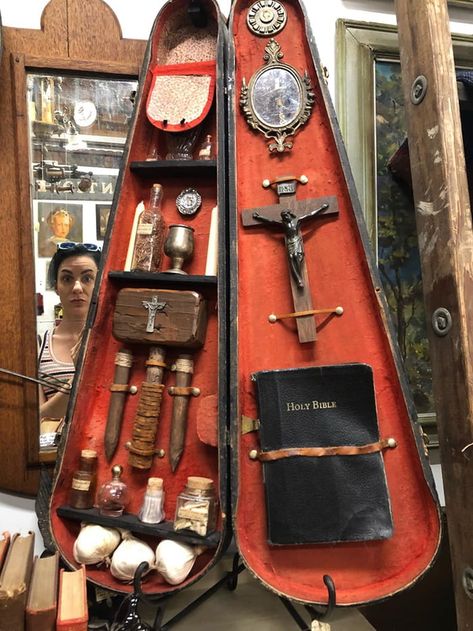 Vampire hunting kit Monster Hunting Kit, Vampire Hunting Kit Diy, Vampire Hunting Kit, Vampire Kit, Indrid Cold, Vampire Hunters, Werewolf Hunter, Monster Hunt, Violin Case