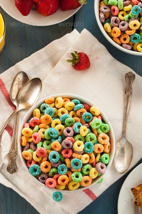 Cereals Photography, Colorful Corn, Red Snacks, Fruit Loops Cereal, Cereal Packaging, Amazing Food Photography, Fruit Cereal, Breakfast Photography, Fruit Loops