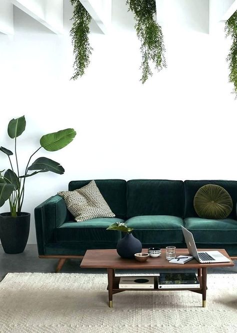 Emerald Green Velvet Sofa, Green Couches, Green Sofa Living, Green Couch Living Room, Velvet Sofa Living Room, Green Sofa Living Room, Emerald Green Velvet, Couch Living Room, Green Couch