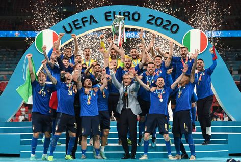 UEFA EURO 2020 on Twitter: "🇮🇹 Italy become two-time EURO champions! #EURO2020 | #ITA… " Dino Zoff, Paolo Rossi, Kieran Trippier, Luke Shaw, Roberto Baggio, Uefa European Championship, Alessandro Del Piero, Paolo Maldini, Football Cups