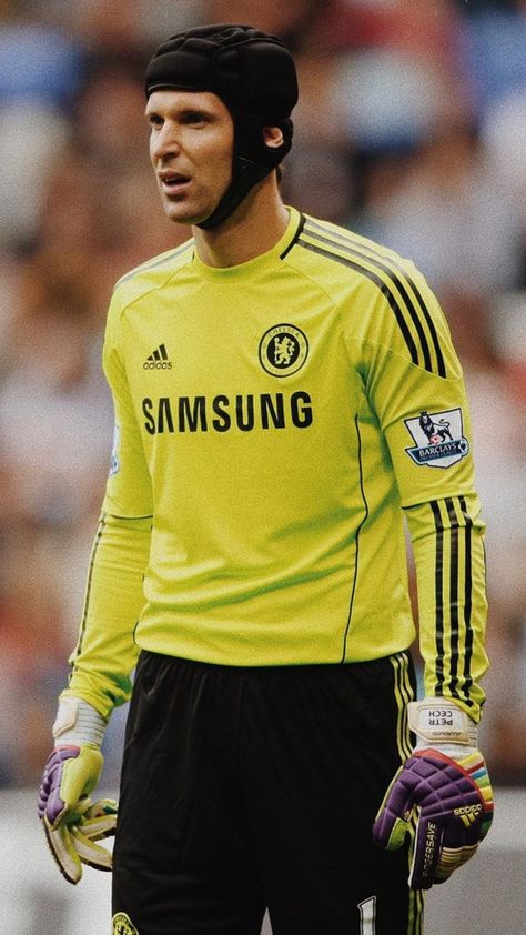 peter check wallpaper with his adidas gloves Peter Cech, Check Wallpaper, Chelsea Wallpapers, Cole Palmer, Goalkeeper Jersey, Best Football Players, Football Stickers, Chelsea Football Club, Chelsea Football