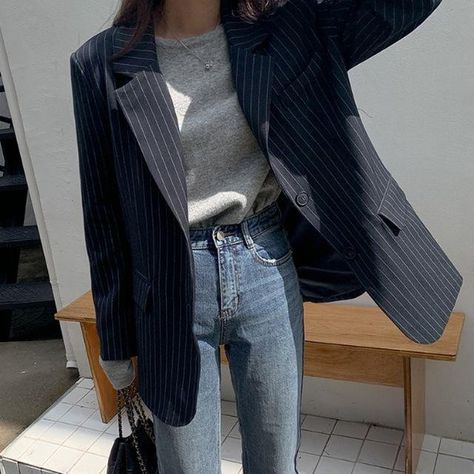 Striped Navy Blazer Outfit, Navy Blue Striped Blazer Outfit, Striped Jacket Outfit Blazers, Blue Pinstripe Button Up Outfit, Blue Blazer Women Outfit, Pinstripe Blazer Outfit Woman, Grey Pinstripe Blazer Outfit, Blue Pinstripe Blazer Outfit, Black Striped Blazer Outfit