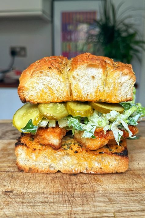 Lazy Hot Honey Chicken Sandwich Baked Chicken Sandwich, Healthy Chicken Sandwich, Blackened Chicken Sandwich, Hot Honey Chicken Sandwich, Honey Chicken Sandwich, Hot Dog Sandwich, Broccoli Pasta Bake, Hot Honey Chicken, Woman Cooking