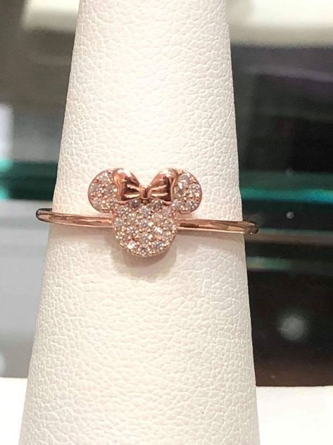 Disney Ring, Mouse Ring, Mickey Mouse Ring, Disney Rings, Diamond Infinity Necklace, Daisy Chains, Engagement Rings Opal, Classy Jewelry, Fancy Jewellery