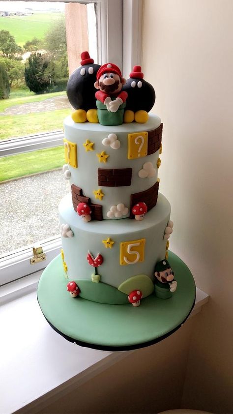 2 Layer Cake, Mario Theme, Vibrant Colours, Cute Characters, Layer Cake, How To Make Cake, Cake Decorating, Mario, Vibrant Colors