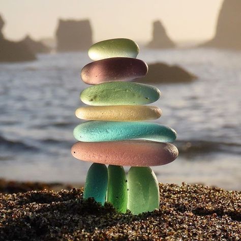 Seaglass Beach, Seaglass Art, Sea Glass Colors, Sea Glass Ring, Diy Jewelry Tutorials, Glass Art Projects, Glass Beach, Sea Glass Beach, Beachglass Jewelry