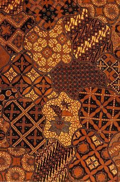 Batik Solo Indonesian Heritage, Batik Patterns, Batik Motif, Indonesian Art, Indonesian Batik, Batik Art, Textile Prints Design, Motif Batik, Batik Design