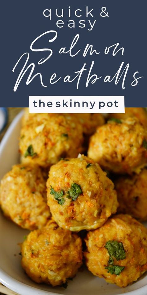 This Salmon Meatballs recipe is easy to make, and the ingredients are easy to get, and it’s perfect as a Salmon Patties too. It’s not fried but baked! Just perfect for a quick and happy meal. Baked Salmon Meatballs, Salmon Balls Recipes, Salmon Meatballs Recipes, Salmon Balls, Salmon Meatballs, Meatballs And Rice, Salmon With Avocado Salsa, Healthy Oil, Leftover Salmon