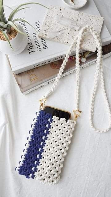 Macrame Phone Bag, Blue Mix Color, Diy Handmade Bags, Simpul Makrame, Iphone Bag, Mobile Bag, Mobile Pouch, Macrame Wedding, Crochet Pouch