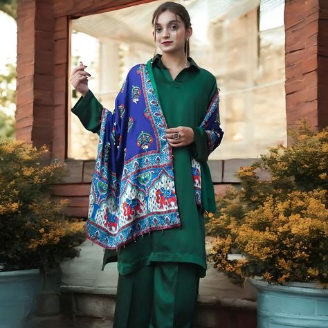 A dark green shalwar kameez paired with a blue printed dupatta, crafted from Shamose silk and adorned with intricate adda work, makes for a stunning choice for any occasion. PRE-BOOK NOW‼️ Whatsapp +92300 4355003 DM for more queries 🙋🏻‍♀️ Delivery all over Pakistan 🇵🇰 #rubinairfancollection #styleinspiration #newcollection #trendy #onlineshop #elegancia #outfitoftheday #instadaily #fyp #womenfashion #clothingbrands #newarrivals #newcollection #womenfashion #styleinspiration #onlineshop Green Shalwar Kameez, Air Fan, Printed Dupatta, Shalwar Kameez, Blue Print, Outfit Of The Day, Dark Green, Pakistan, Style Inspiration