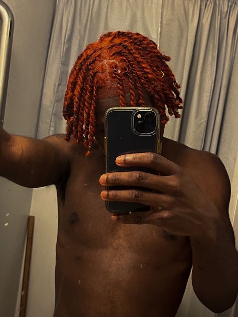 @elijahhemanuel | IG Orange Locs Men, Copper Locs Men, Ginger Locs Black Man, Color Dreads Black Man, Loc Dye Ideas Dark Skin, Loc Color Ideas Men, Ginger Locs Men, Reverse Dyed Locs, Dyed Locs Men