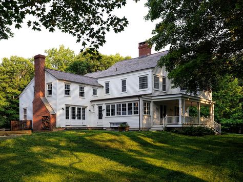 Cozy Window Nook, One Room Cabin, Bump Out, Sleeping Porch, Shingle Style Homes, Colonial Exterior, Family Estate, Countryside House, Cozy Fireplace