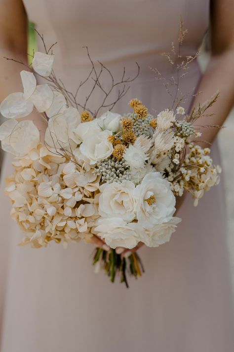 Fall Flower Wedding Bouquets, Hydrangea Bouquet Wedding, Fall Wedding Color Palette, Summer Wedding Bouquets, Hydrangea Bouquet, Hydrangeas Wedding, Flower Inspiration, Fall Wedding Bouquets, Fall Wedding Flowers