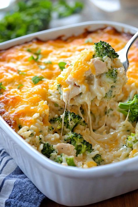 Chicken Broccoli Rice Casserole Week Of Easy Dinners, Freezer Chicken Broccoli Casserole, Great Dinner Ideas Main Dishes, Best Chicken And Broccoli Casserole, Simple Chicken Broccoli Rice Casserole, Quick Large Family Meals, Cheeses Broccoli Chicken And Rice, New Family Dinner Ideas, Chicken Cheese Broccoli Rice