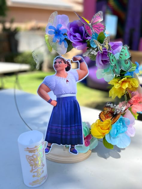 Encanto Theme Centerpiece Ideas, Encanto Birthday Table Decor, Luisa Encanto Birthday Party, Luisa Birthday Party, Encanto Table Decor, Encanto Centerpiece Ideas Diy, Encanto Party Centerpieces, Encanto Birthday Centerpieces, Encanto Birthday Party Centerpieces