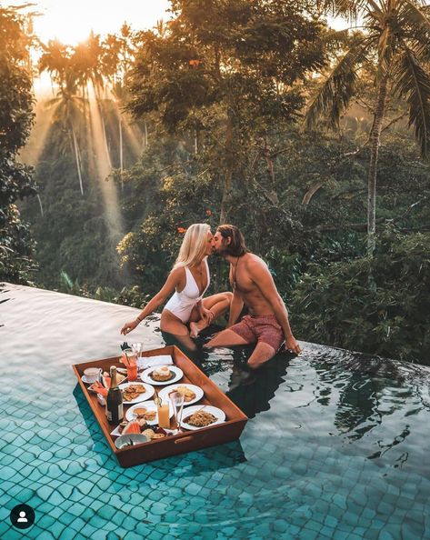 Best Vacations For Couples, Pool Outfits, Voyage Bali, Bali Honeymoon, Bali Vacation, Couples Vacation, Road Trip Hacks, Photography Gear, Holiday Villa