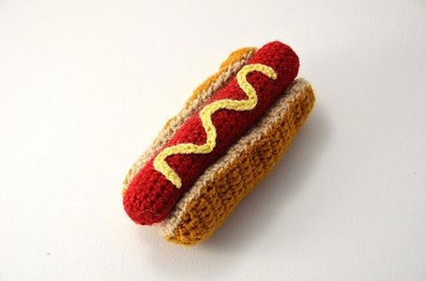 crochet hot dog amigurumi Light Worsted Weight Yarn, Kids Play Kitchen, Toy Food, Food Patterns, Crochet Needles, Crochet Food, Sewing Skills, Sewing Basics, Crochet Pattern