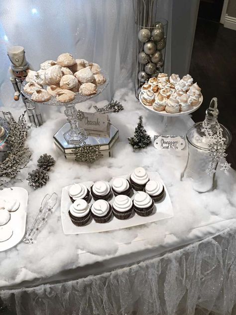 Mary's Winter Wonderland | CatchMyParty.com Winter Wonderland Wedding Decorations, Wonderland Wedding Decorations, Thanksgiving Table Settings Elegant, Winter Wonderland Christmas Party, White Christmas Party, Winter Wonderland Birthday Party, Buffet Dessert, White Party Decorations, Wonderland Party Decorations