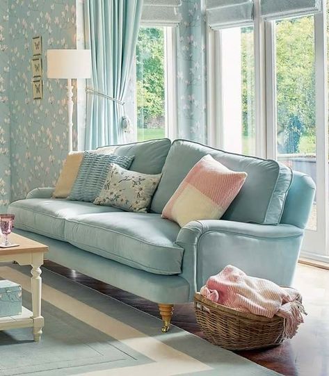 Duck Egg Blue Sofa Living Room Ideas, Cottage Shabby Chic, Casa Vintage, Salou, Blue Rooms, Cool Ideas, Style At Home, Living Room Inspo, Duck Egg