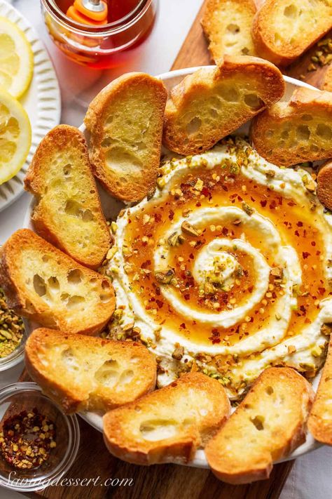 Dinner Party Sides, Whipped Feta With Honey, Feta And Honey, Feta With Honey, Feta Honey, Honey Appetizers, Baked Feta Recipe, Feta Cheese Dip, Keto Clean Eating