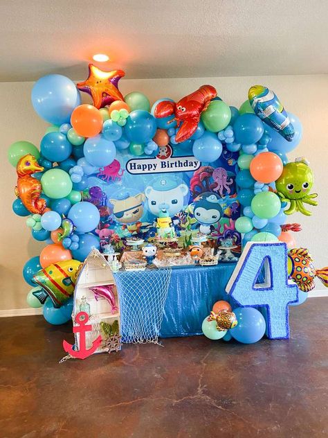 Octonauts Birthday Party Decorations, Octonauts Birthday Party Ideas, Party Balloon Garland, Octonauts Birthday Party, Octonauts Party, Baby Shower Balloon Arch, Ocean Birthday Party, Ocean Birthday, 4th Birthday Parties