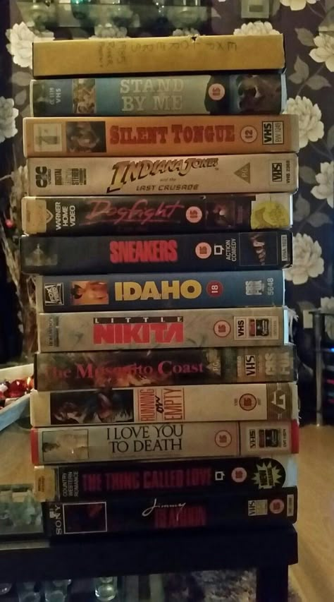 Fox Video, Video Romance, My Own Private Idaho, River Phoenix, Retro Aesthetic, About Love, Stand By Me, Idaho, A Table