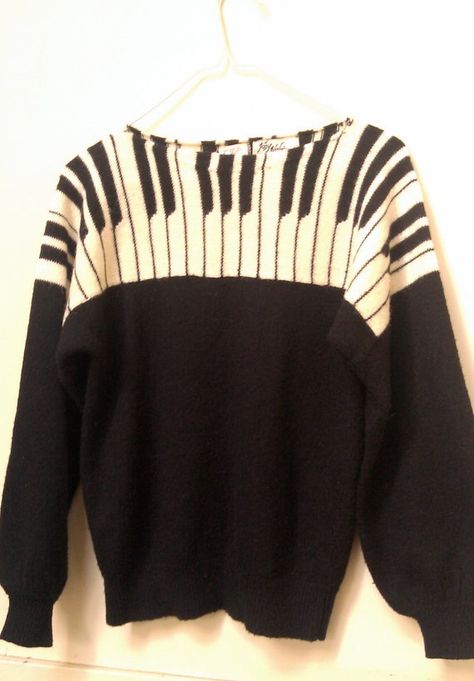 Piano Sweater! Baggy Sweaters, Piano Key, Funky Outfits, Members Only, Unique Beauty, Fashion Website, Exclusive Fashion, 80s Fashion, Up Girl