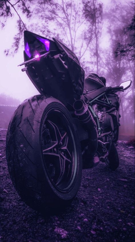 Motorcycle Guy Aesthetic, Motorcycle Aesthetic Wallpaper, Moto Rose, Pulsar 200, Uicideboy Wallpaper, Purple Motorcycle, Ninja Motorcycle, Moto Wallpapers, Purple Bike