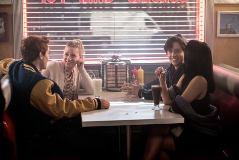 A Complete Glossary of Every Important "Riverdale" Term- Cosmopolitan.com Riverdale Season 1, Riverdale Series, Riverdale Netflix, Archie Comics Riverdale, Archie Comics Characters, Teen Hangout, Riverdale Cw, Archie And Betty, Riverdale Aesthetic