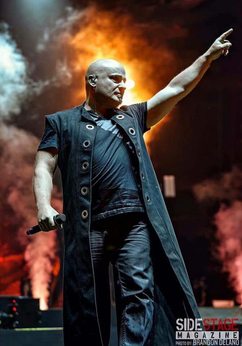 David Draiman of Disturbed And now...to Europe. (Photo courtesy of Brandon Delano Photography) David Draiman, Metal Meme, Heavy Metal Rock, Metal T Shirts, Heavy Metal Bands, Rock Legends, Junk Drawer, Slipknot