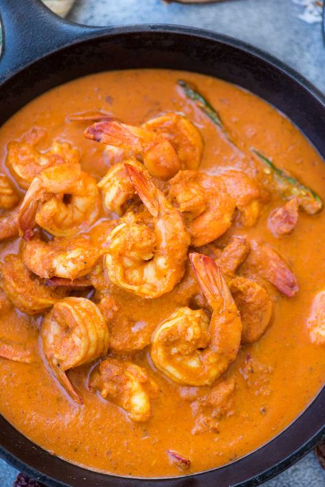 Prawn Curry Recipe, Goan Cuisine, Goan Prawn Curry, Prawns Roast, Breakfast Muffin, Prawn Curry, Goan Recipes, Prawn Recipes, Curry Shrimp