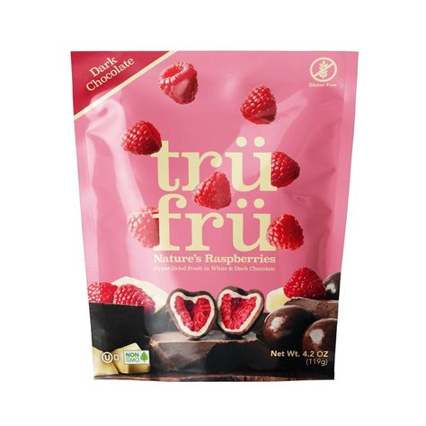 Tru Fru’s Raspberries Hyper-Dried Fresh in White & Dark Chocolate is the perfect on-the-go indulgent treat. Our specially crafted chocolate makes fruit better by complimenting the fresh flavor of the freeze-dried raspberries. Most loved for a reason, Tru Fru is the snack to satisfy your sweet tooth. Take your taste buds to new heights with this mouthwatering combination, where every bite bursts with natural sweetness. Tru Fru Raspberries, Snacks And Candy, Yummy Snacks To Buy, Stuff For Christmas List, Good Snacks To Buy, Christmas Sweets Gifts, My Wishlist Ideas, Tru Fruit, Xmas Wishlist Ideas