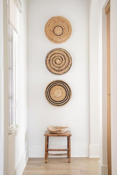 Decorating With Baskets On The Wall, Decorate With Baskets, Foyer Wall, Rustic Stools, Basket Wall Art, Crystal Cove, Casa Country, Basket Wall, Basket Wall Decor