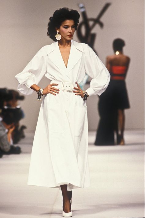 Yves Saint Laurent 90s Runway, 80s Designer Fashion, 1980s Runway Fashion, 80s High Fashion, 1980s Couture, 80s Luxury, 1980s Outfits, 80s Womens Fashion, 80s Inspired Outfits