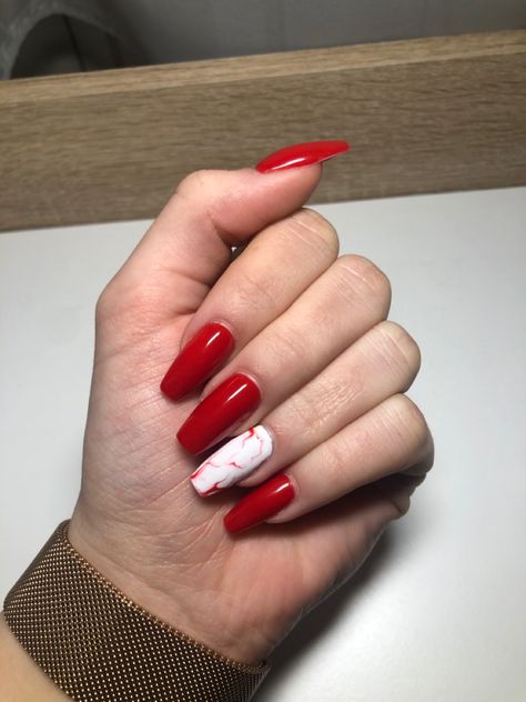 Red And White Nails Simple, White And Red Nails Ideas, Red Coffin Nail Ideas, Nail Deaigns, Cute Red Nails, Red And White Nails, Hoco Nails, Red Acrylic Nails, Basic Nails