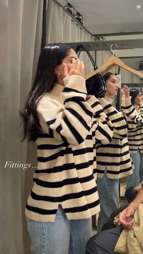 Oversized Fall Sweaters, Striped Turtleneck Sweater, Mode Zara, Hijabi Outfits Casual, Winter Pullover, Casual Day Outfits, Striped Turtleneck, Trendy Clothes, Outfit Inspo Fall