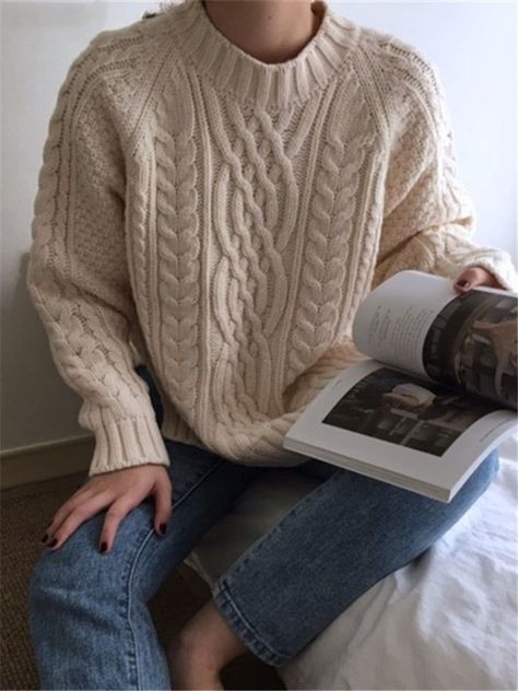 The Ivy Knitted Sweater Knitting Clothes, Estilo Fitness, Winter Jumpers, Women Sweaters Winter, Solid Sweaters, Winter Pullover, Sweater Oversize, Clothes Aesthetic, The Ivy