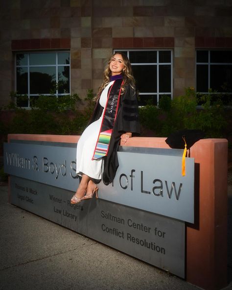 You guyssss, my sister graduated law school & I took her grad photos 🥹 love you @julissa.pedraza Pre Law Graduation Pictures, Law Graduation Pictures, Law Graduation, School Photoshoot, Girl Graduation, Law School Graduation, Graduation Photography Poses, Grad Photoshoot, Graduation Photography