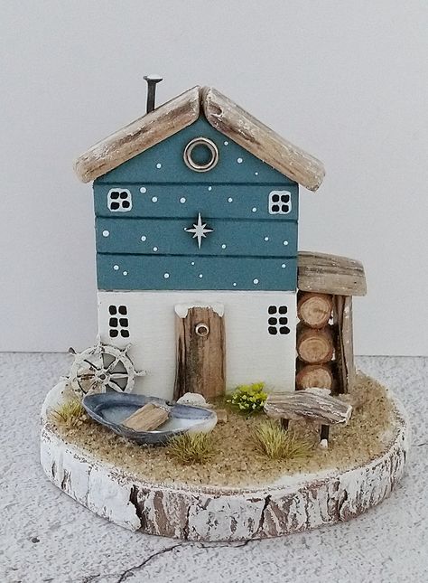 Driftwood Diy, Driftwood Art Diy, Small Wooden House, Wooden Cottage, Sailboat Art, Driftwood Wall Art, Pottery Houses, Driftwood Projects, Wood Block Crafts