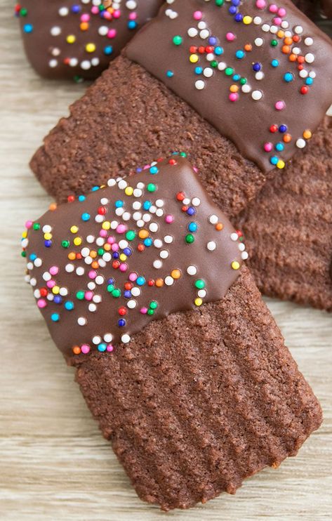 Chocolate Spritz Cookies - CakeWhiz Spritz Crackers, Pittsburgh Wedding Cookie Table, Chocolate Spritz Cookies, Christmas No Bake Treats, Cookie Press Recipes, Almond Paste Recipes, Spritz Cookie Recipe, German Christmas Cookies, Classic Old Fashioned