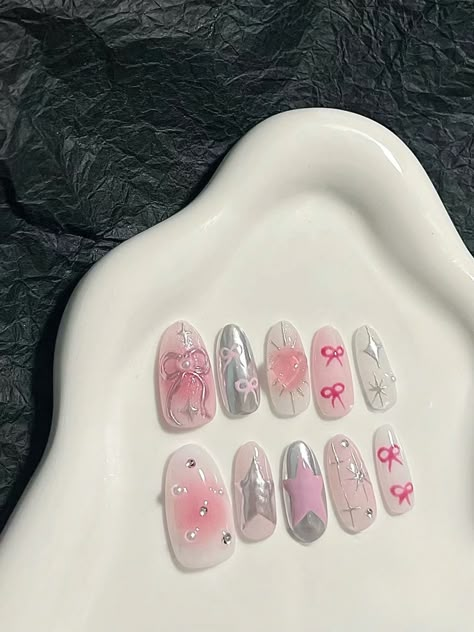 💧 Dive into Jelly Flower Nails! 💧 Looking for a fun and unique nail style? Try our jelly flower nails! These translucent beauties will add a playful pop to your look. Get ready to shine! 🌟 #JellyNailsMagic Normal Nails, Chrome Y2k, Nail Jelly, Nails Jelly, Y2k Nail, Jelly Flower, Deco Nails, Art Deco Nails, Korean Words Learning