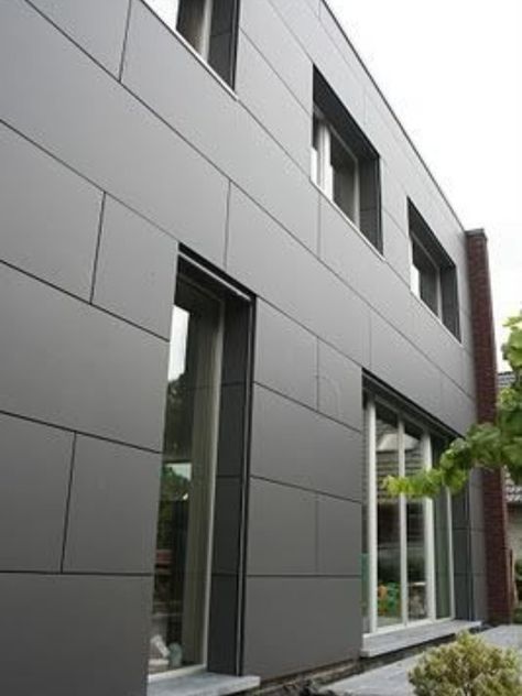 Aludream Alucobond ACP Sheet Alucobond Cladding, Modern Siding, Industrial House Exterior, Rainscreen Cladding, Exterior Wall Panels, Exterior Wall Cladding, Siding Options, Aluminium Cladding, House Cladding