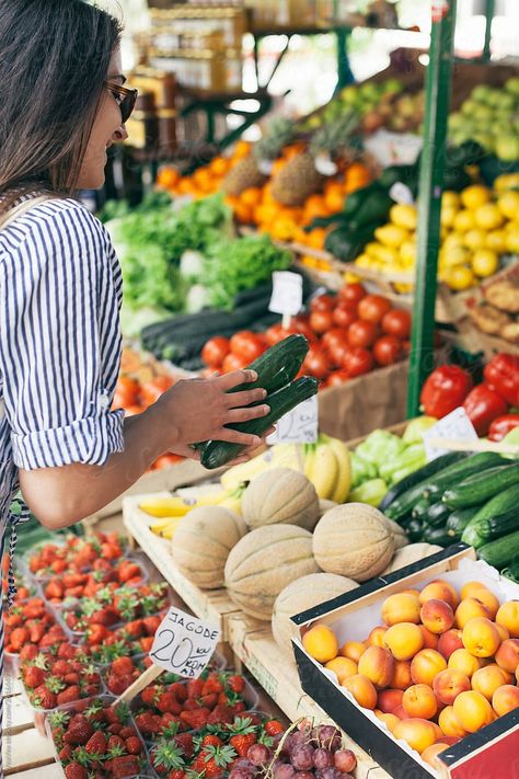 "Woman Buying Fresh Groceries On A Market" by Stocksy Contributor "Marija Mandic" - Stocksy Fresh Groceries, Female Art Painting, Fresh Market, Buying Groceries, Working Woman, Green Apple, Grocery Store, Female Art, Art Painting