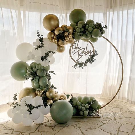 Balloon Hoop Decoration, Outdoor Babyshowers, Sage Party Decor, Sage Green And Gold Baby Shower Ideas, Balloon Garland With Greenery, Sage Balloon Garland, Sage Baby Shower Ideas, Sage Green Balloon Garland, Decoration Communion